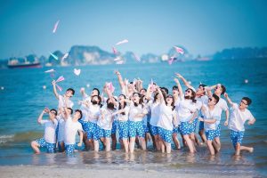 Áo thun đồng phục đi du lịch biển