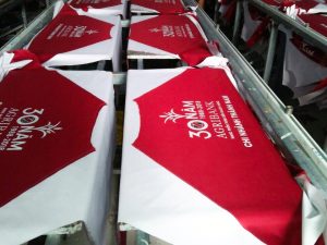 Xưởng in áo mưa Hội Phú Gia Lai theo yêu cầu giá tận xưởng - Nguyễn Phong Print