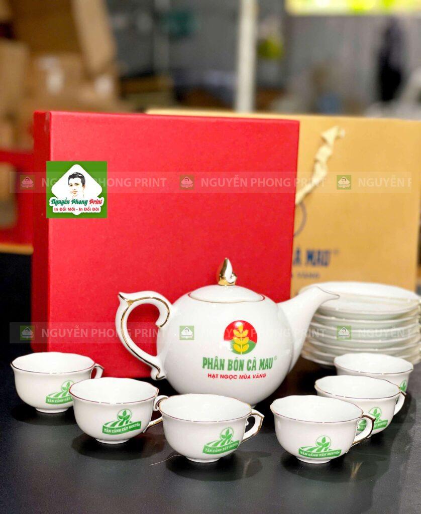 ấm chén in logo Gia Lai