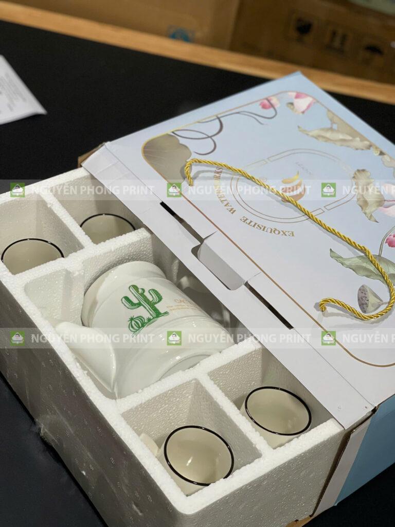 bộ ấm chén trà cao cấp quai vuông in logo