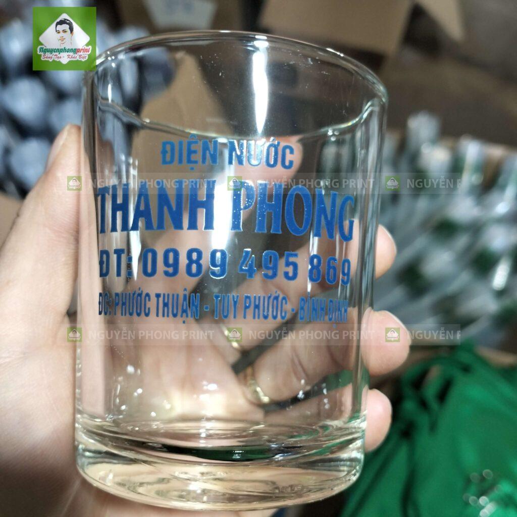 in ly thủy tinh theo yêu cầu