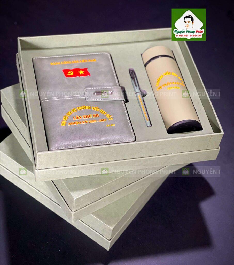 Combo sổ da kèm bút ký kèm bình giữ nhiệt - quà tặng cao cấp tri ân khách hàng.