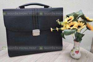 Cặp da in logo Kon Tum quà tặng đại hội Đảng 2025