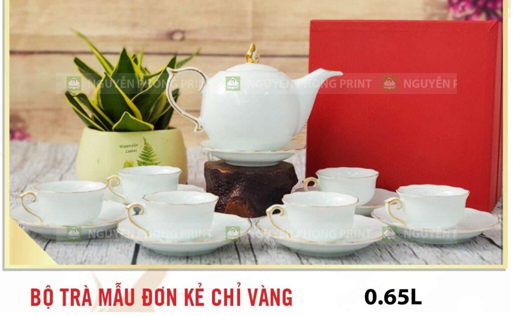 Đặt in ấm chén trà Kon Tum làm quà tặng