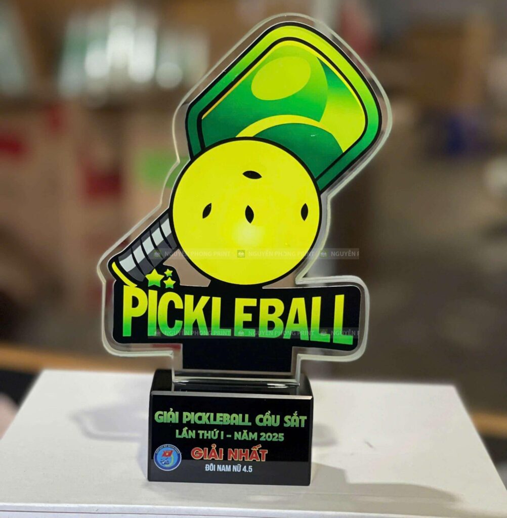 Xưởng in kỷ niệm chương Pickleball đẹp tại Gia Lai
