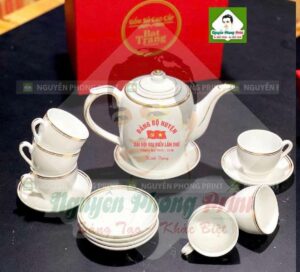 Gợi ý 10 mẫu quà tặng đại hội Đảng Kon Tum sang trọng