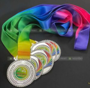 Làm huy chương kỷ niệm chương - Quà tặng lưu niệm