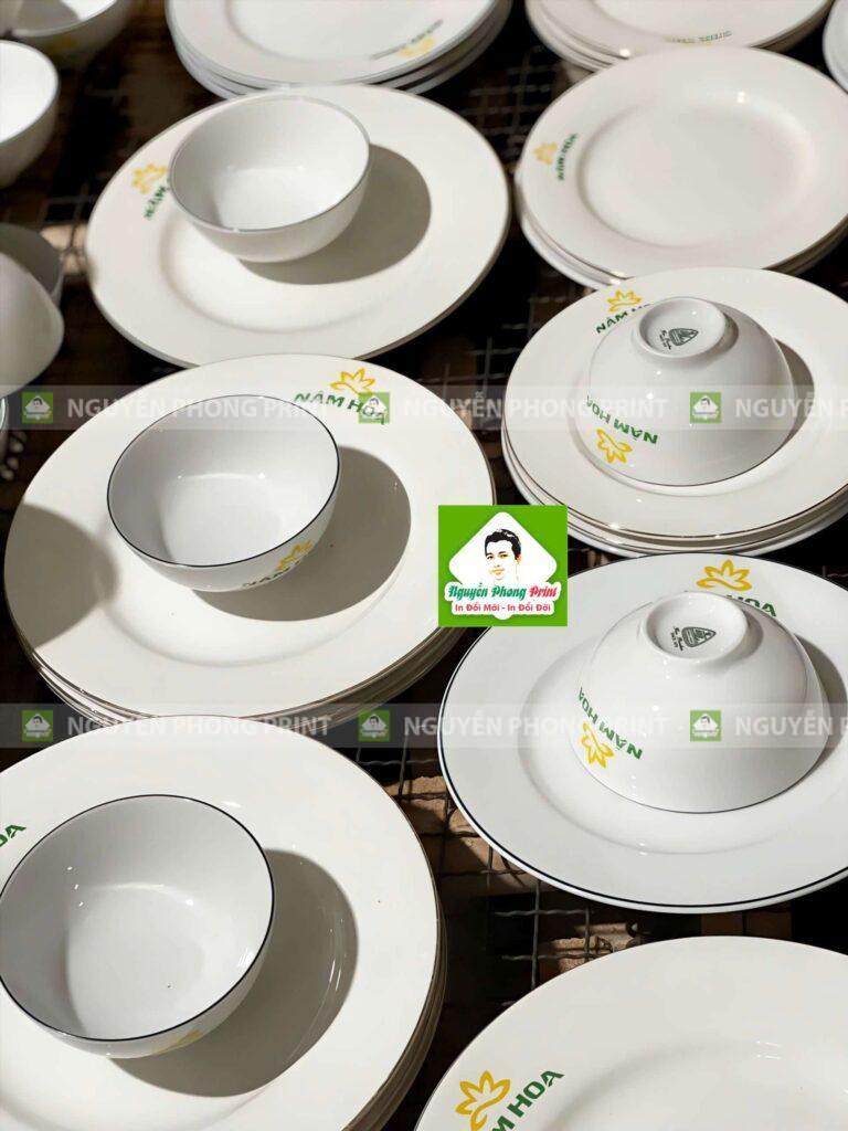 Mẫu quà tặng 8-3 cho khách hàng nữ Kon Tum