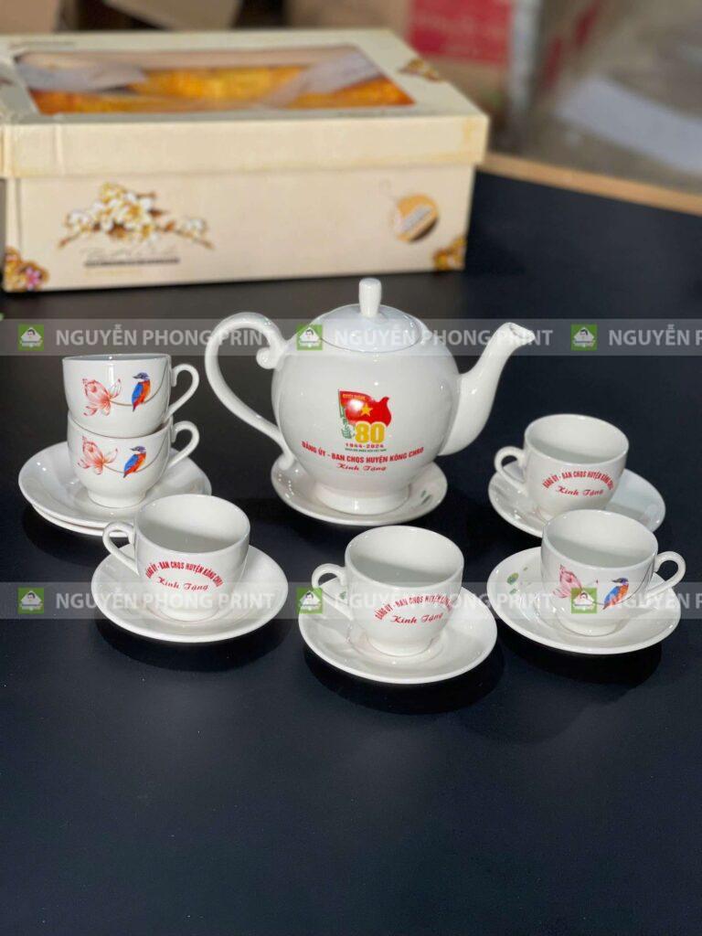 Bí quyết chọn quà tặng doanh nghiệp phù hợp với từng đối tượng khách hàng