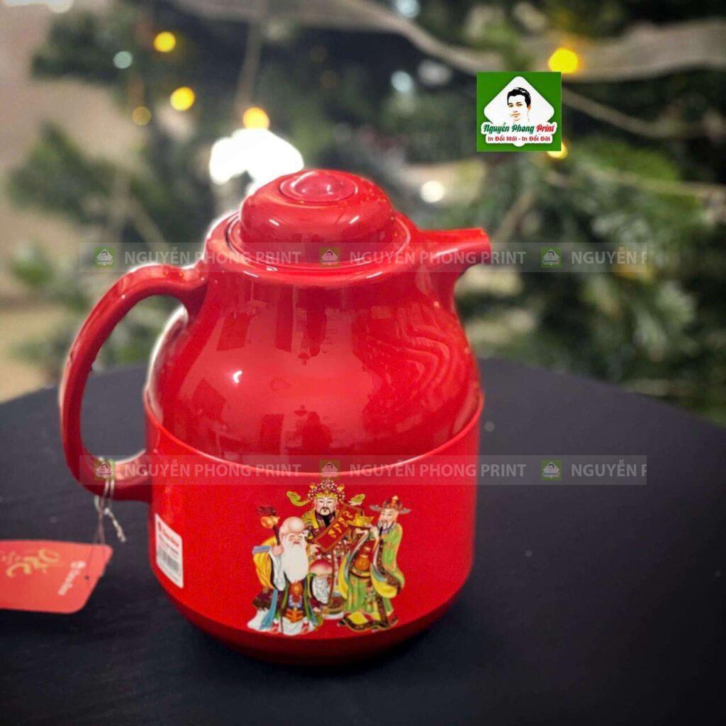 In quà tặng doanh nghiệp ở xưởng in ấn tại Kon Tum