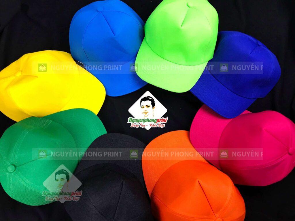 Xưởng may nón tai bèo, lưỡi trai sự kiện tại Gia Lai