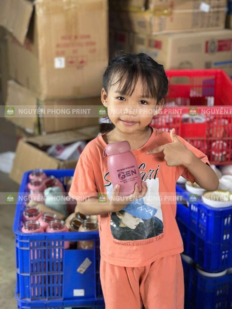 10+ Mẫu In Quà Tặng Doanh Nghiệp Đắk Lắk Được Ưa Chuộng.