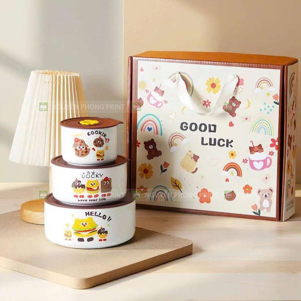 8 Quà Tặng Khai Trương In Logo Giữ Chân Khách Hàng